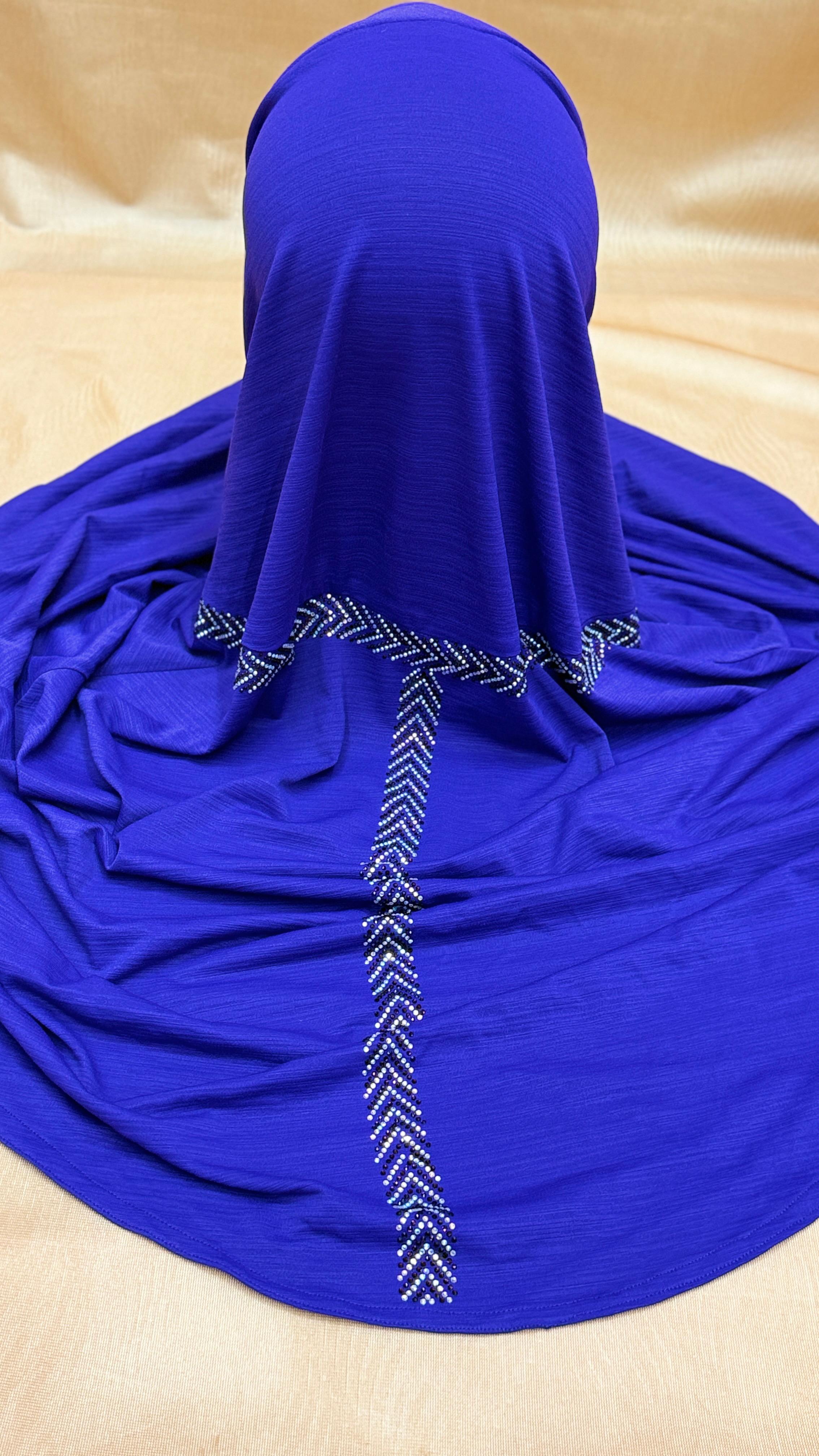 Ready-to-Wear Makhna Hijab – Soft Hosiery Fabric