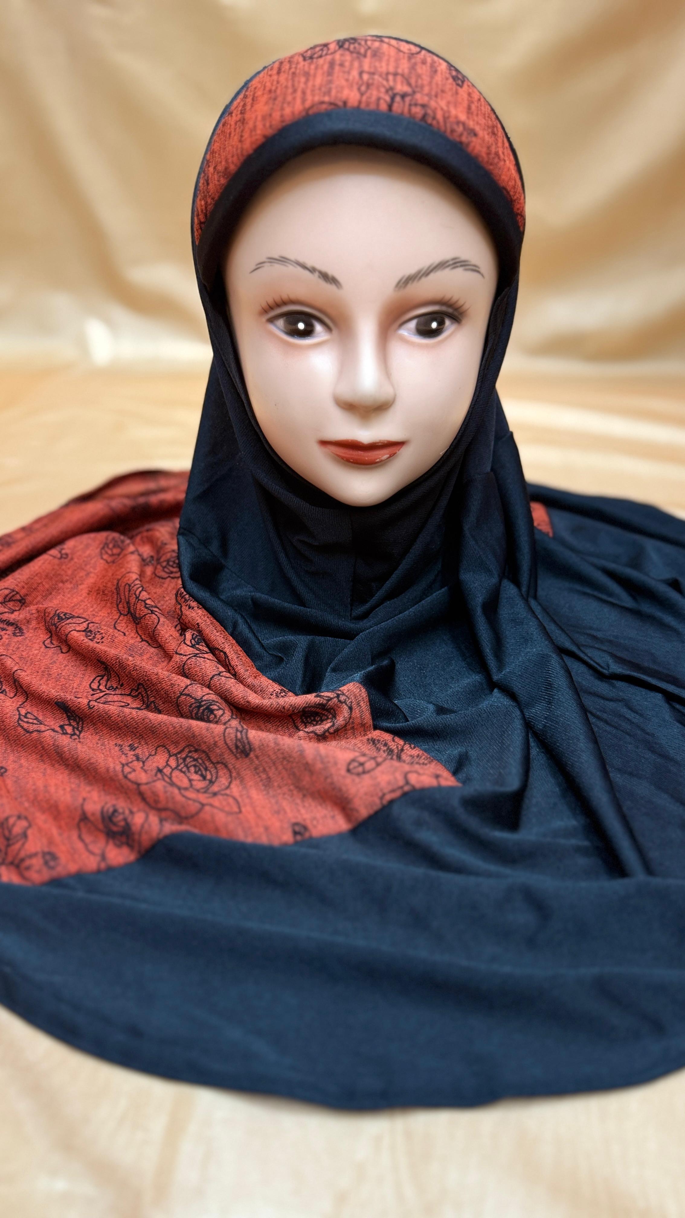 Ready to wear Elevate your ethnic look with our Two-Tone Makhana - size xl