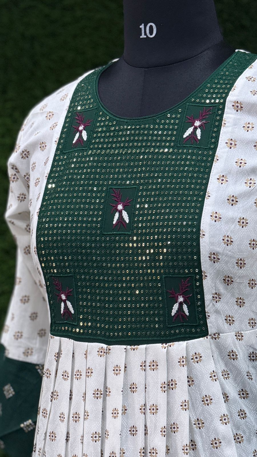 Effortless Ethnic Style: Green Premium Kurti