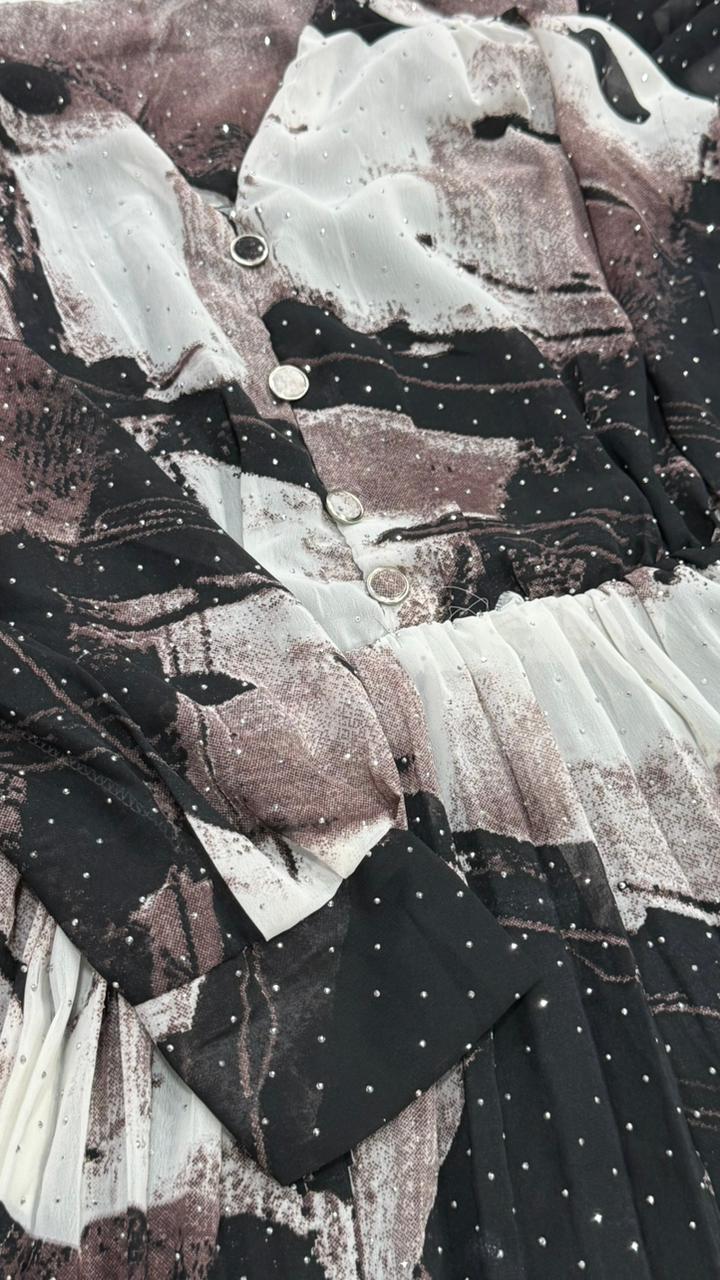 Black & Gray Abstract Print Chiffon Maxi Dress | xxl