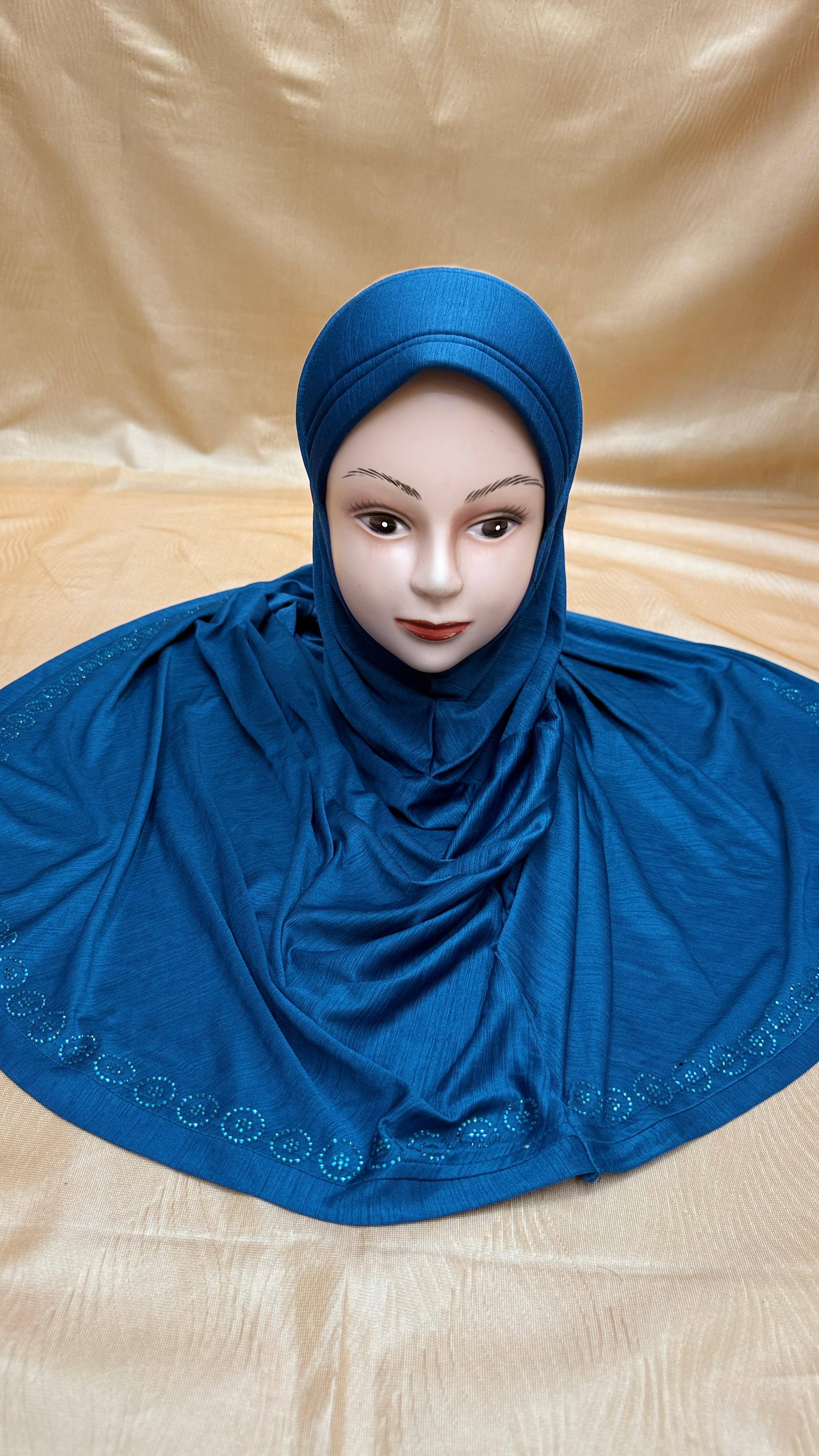 Ready-to-Wear Makhna Hijab xxl – Soft Hosiery Fabric