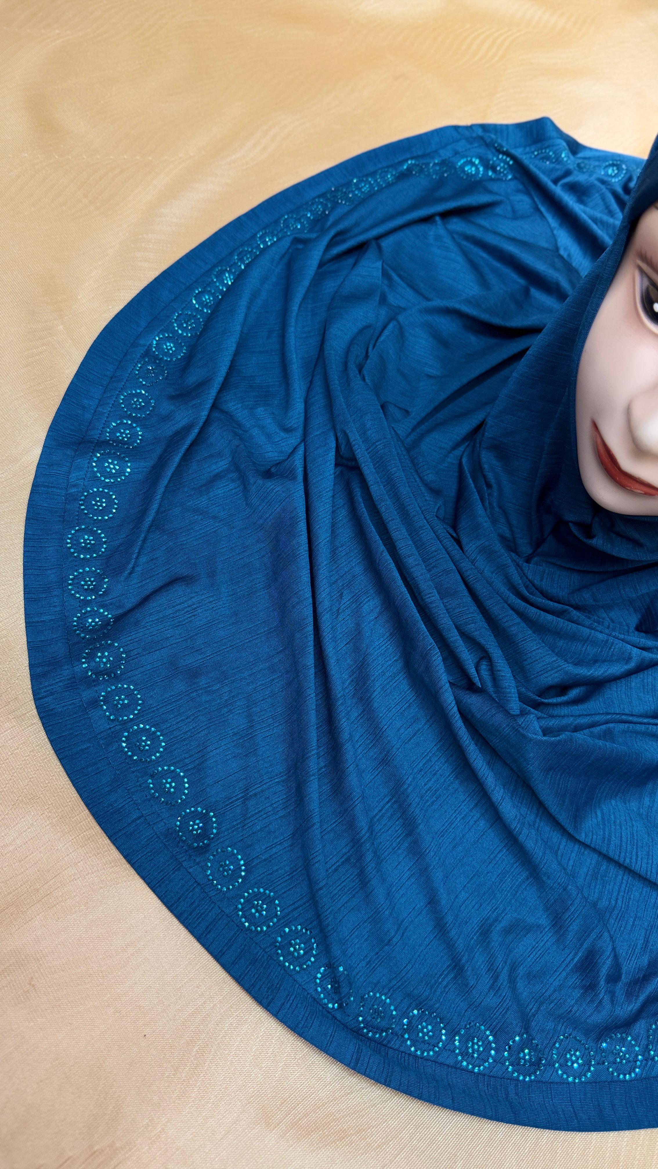 Ready-to-Wear Makhna Hijab xxl – Soft Hosiery Fabric