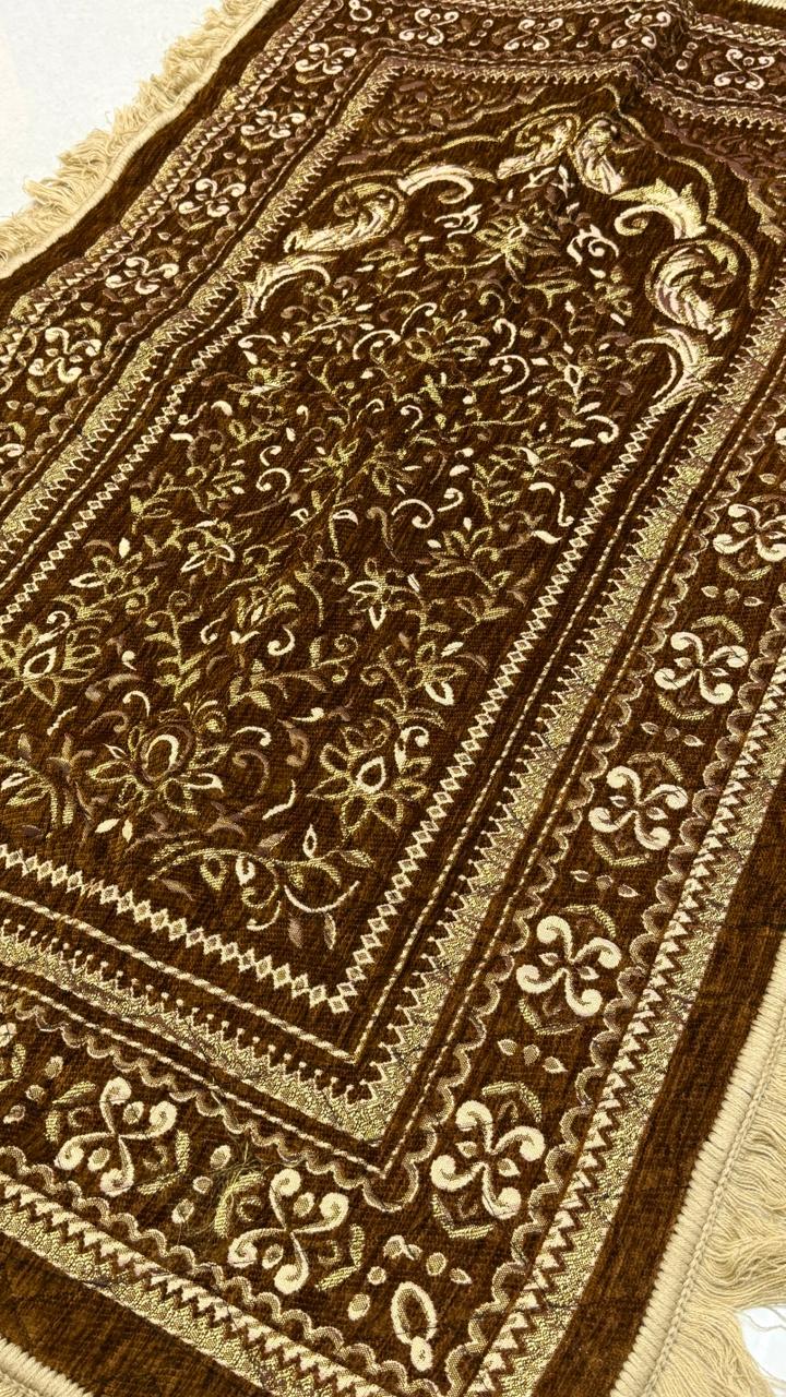Luxury Velvet Musallah Prayer Mat – Soft & Comfortable for Daily Salah